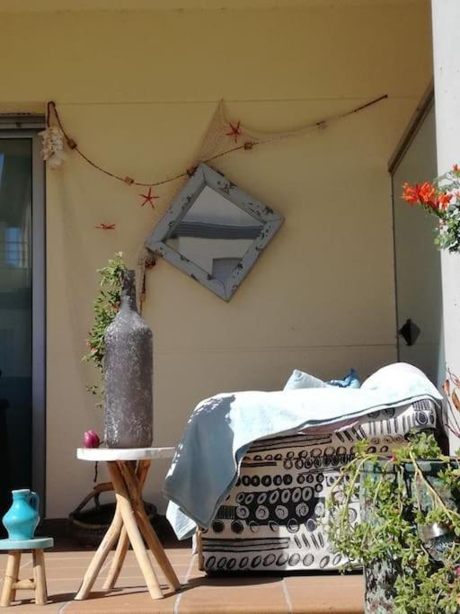 Residence Avec Piscine Face A La Mer, 1Ere Ligne Llanca Luaran gambar